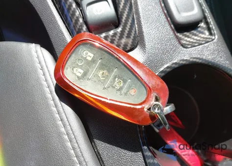 2017 Chevrolet Camaro 1Lt из США, поврежденный, VIN 1G1FB1RS5H0103045